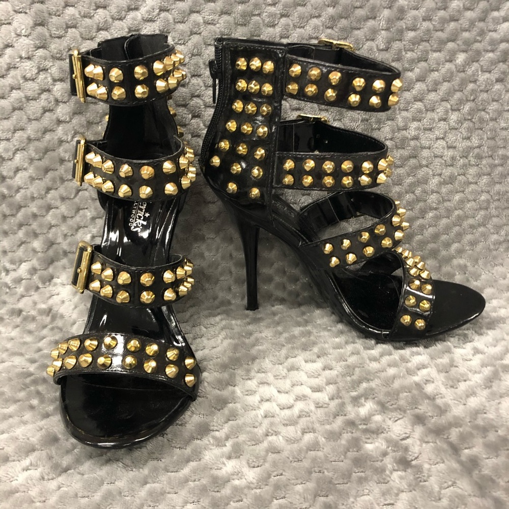 Fredericks of Hollywood SEXY black patent leather & gold stud heels - size 6.5 - Picture 6 of 6